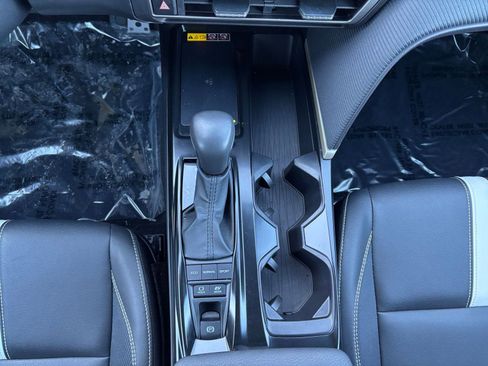 Used 2025 Toyota Camry SE image 41