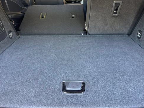 Certified 2020 Buick Envision Essence w/ LPO, Cargo Package FWD image 16