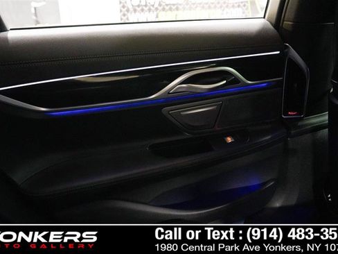 Used 2020 BMW 750i xDrive image 50