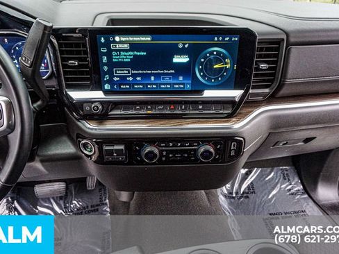 Used 2025 Chevrolet Silverado 1500 LT image 38