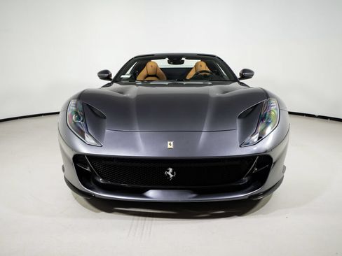 Used 2022 Ferrari 812 GTS RWD image 3