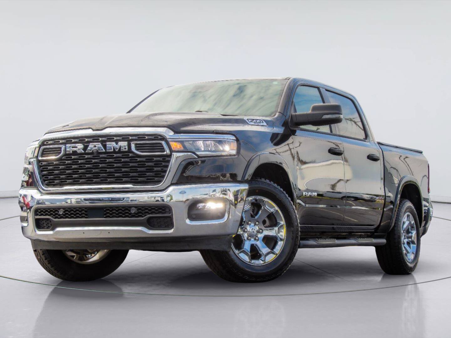 Used 2025 RAM 1500 Big Horn AWD/4WD image 1
