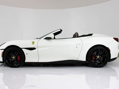 Used 2023 Ferrari Portofino M image 2