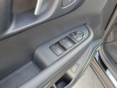 Used 2026 Buick Enclave Preferred image 23