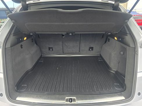 Used 2016 Audi Q5 2.0T Premium Plus w/ Technology Package image 16