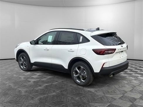 New 2026 Ford Escape ST-Line w/ Cold Weather Package AWD/4WD image 3