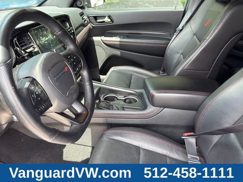 Used 2025 Dodge Durango GT AWD/4WD image 13