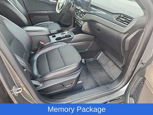 Used 2025 Ford Escape ST-Line Select w/ Tech Pack #2 AWD/4WD image 19