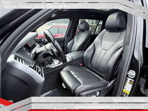 Used 2022 BMW X7 xDrive40i w/ M Sport Package AWD/4WD image 7