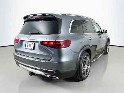 Used 2024 Mercedes-Benz GLS 450 4MATIC image 5