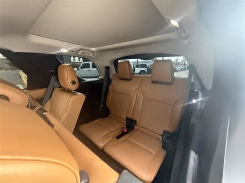Used 2019 Land Rover Discovery HSE Luxury AWD/4WD image 24
