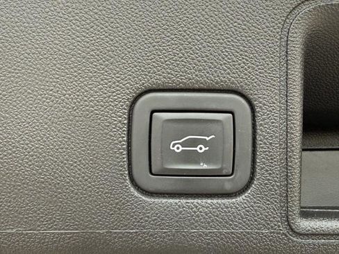 Certified 2024 GMC Terrain Denali image 37