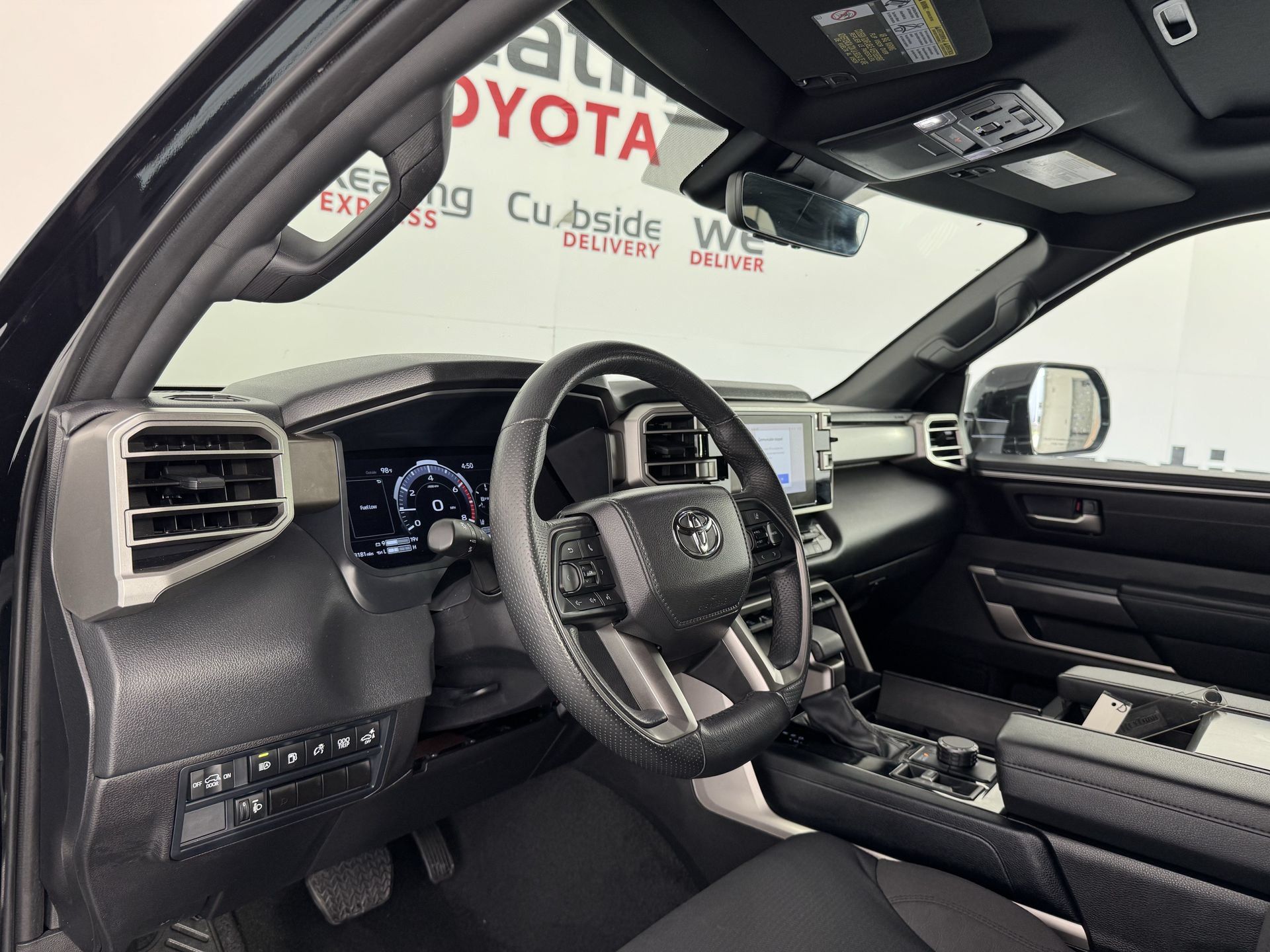 Certified 2025 Toyota Sequoia SR5 AWD/4WD image 15