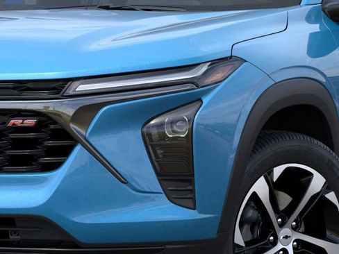 New 2026 Chevrolet Trax RS w/ Driver Confidence Package FWD image 10