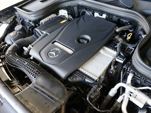 Used 2018 Mercedes-Benz GLC 300 GLC 300 image 47