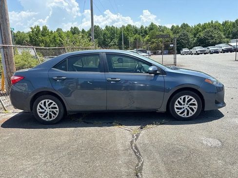 Used 2019 Toyota Corolla LE FWD image 7
