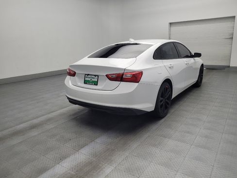 Used 2018 Chevrolet Malibu LT w/ Leather Package image 9