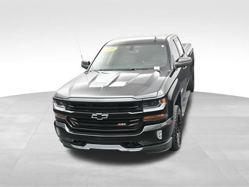 Used 2018 Chevrolet Silverado 1500 LT w/ Texas Edition AWD/4WD image 59