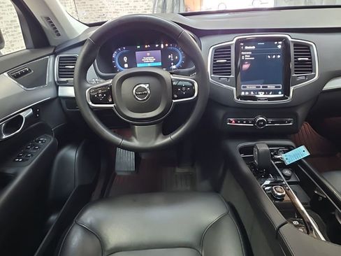 Used 2024 Volvo XC90 B5 Core image 16