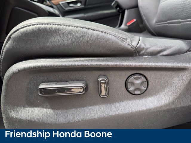 Used 2019 Honda CR-V Touring image 18