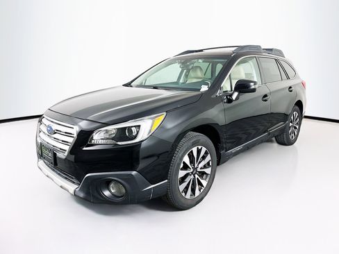 Used 2017 Subaru Outback 2.5i Limited image 3