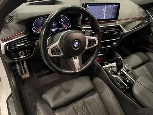 Certified 2023 BMW 530i xDrive w/ M Sport Package AWD/4WD image 13