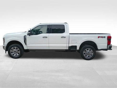 Used 2024 Ford F250 Lariat w/ Lariat Ultimate Package AWD/4WD image 6