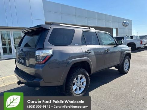 Used 2021 Toyota 4Runner SR5 Premium AWD/4WD image 6