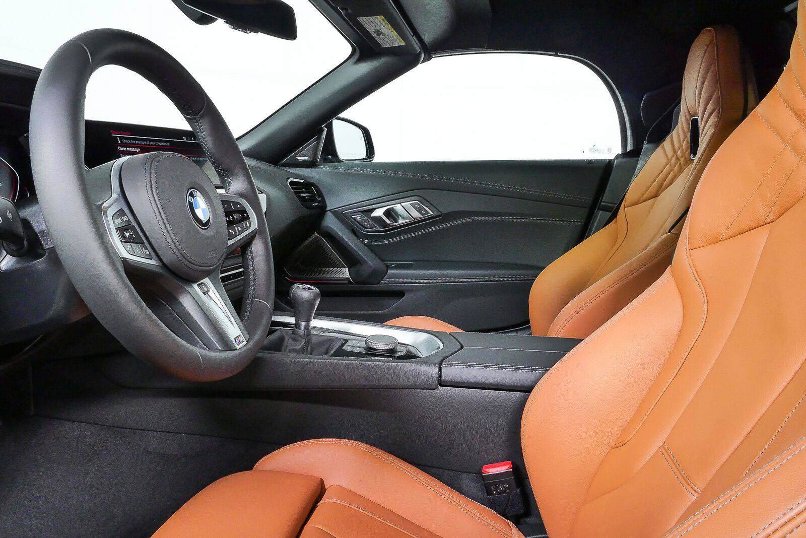 Used 2026 BMW Z4 M40i w/ Premium Package RWD image 33