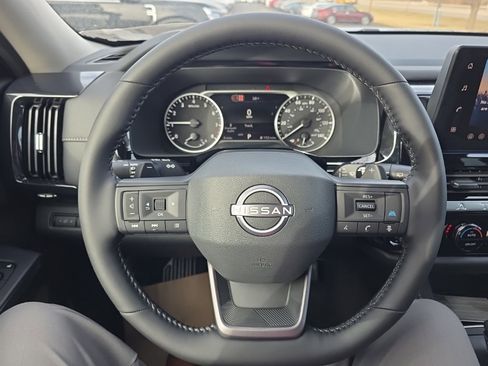 New 2026 Nissan Pathfinder SV image 19