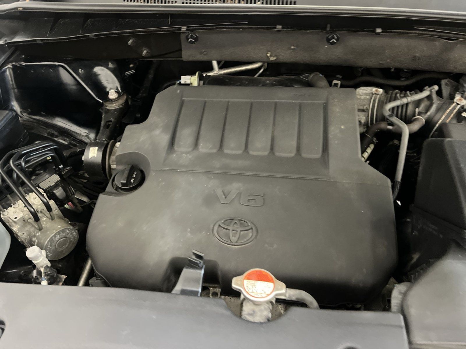 Used 2016 Toyota Highlander XLE AWD/4WD image 28