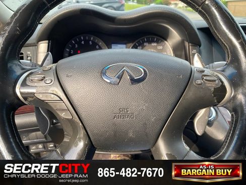 Used 2011 INFINITI M56 w/ Sport Pkg RWD image 18