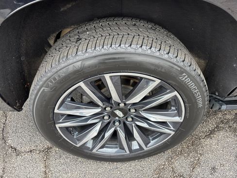 Used 2022 Cadillac Escalade Sport w/ Touring Package image 10