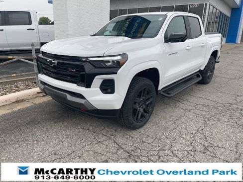 New 2025 Chevrolet Colorado Z71 w/ Z71 Convenience Package 2 AWD/4WD image 1