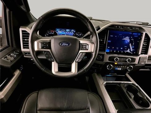 Certified 2022 Ford F450 Lariat w/ Lariat Ultimate Package AWD/4WD image 4