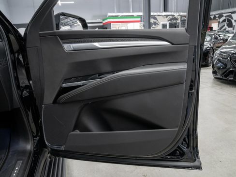 Used 2025 Cadillac Escalade V w/ LPO, ONYX Package AWD/4WD image 45