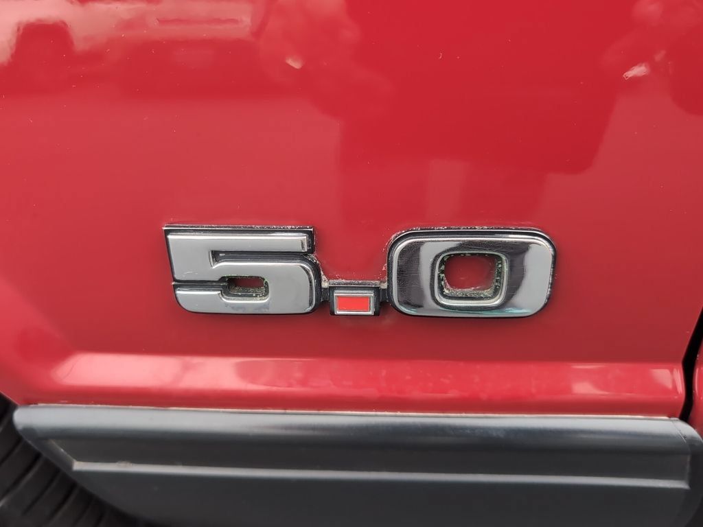 Used 1991 Ford Mustang LX RWD image 16