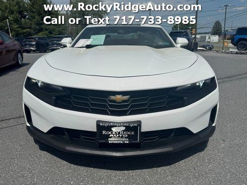 Used 2019 Chevrolet Camaro LT RWD image 2