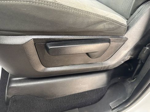 Used 2019 RAM 2500 Big Horn image 22