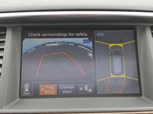 Used 2018 Nissan Armada Platinum image 32