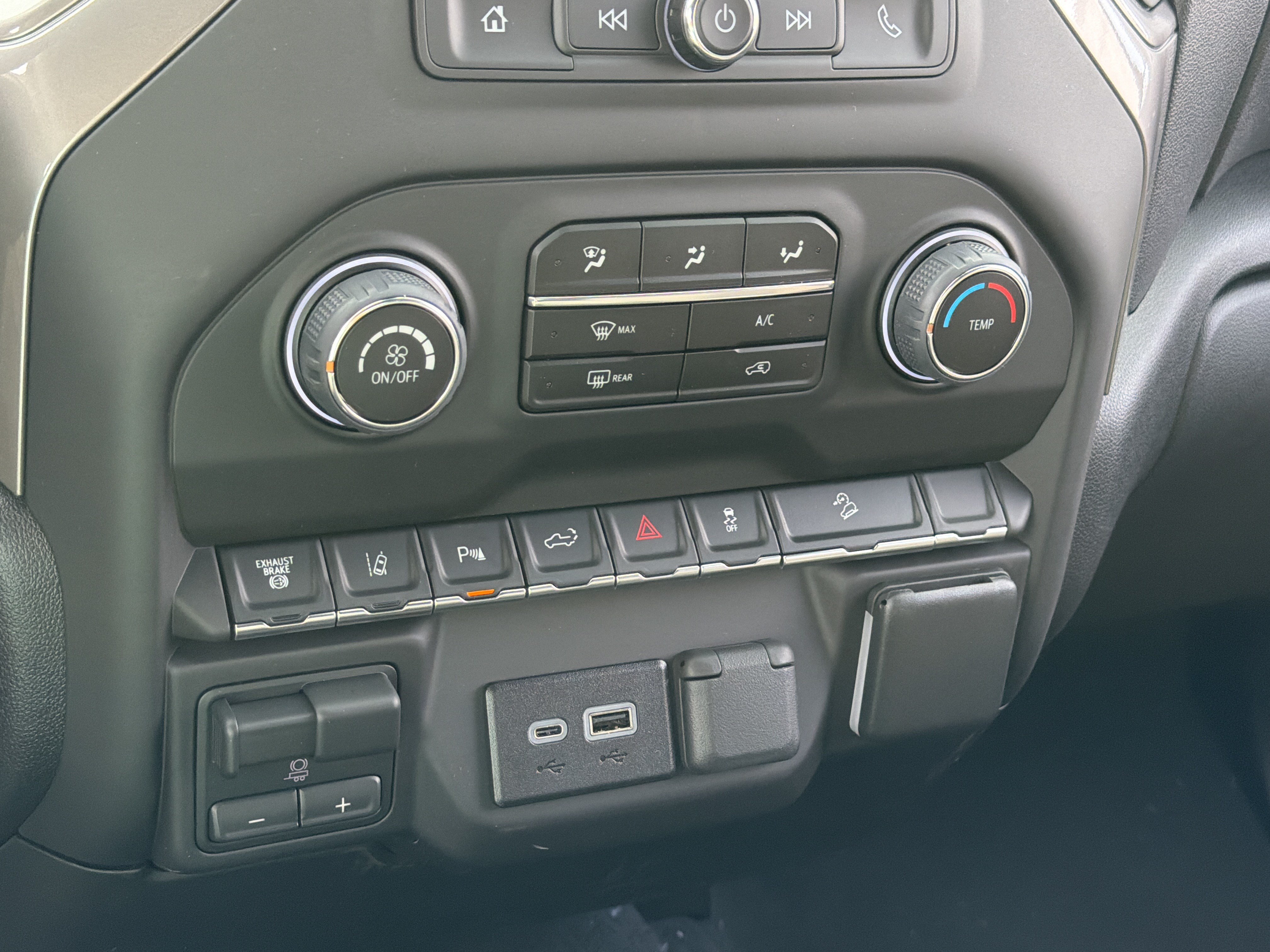 New 2026 Chevrolet Silverado 2500 Custom AWD/4WD image 24