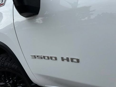 Used 2022 Chevrolet Silverado 3500 LT w/ Convenience Package AWD/4WD image 20