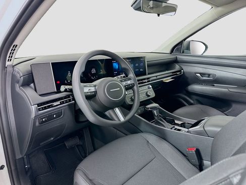 New 2026 Hyundai Tucson SE image 9