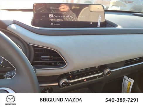 New 2026 MAZDA CX-30 Aire Edition image 17