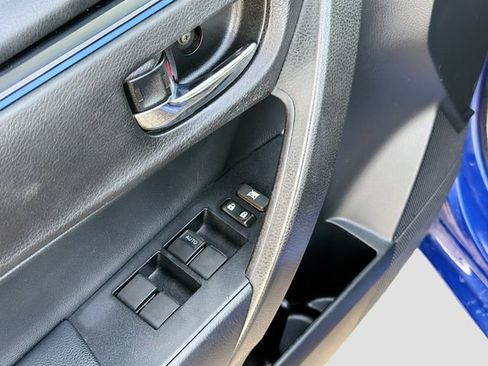 Used 2017 Toyota Corolla SE w/ SE Premium Package image 17