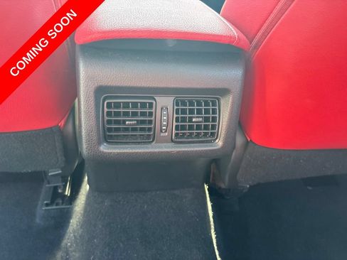 Used 2019 Toyota Camry XSE FWD image 16