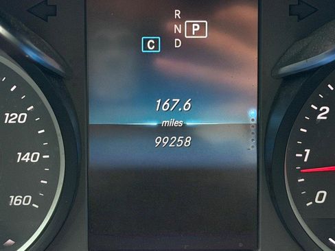 Used 2019 Mercedes-Benz C 300 4MATIC Sedan image 24