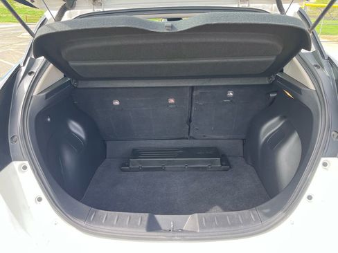 Used 2019 Nissan Leaf SL w/ SL Technology Package FWD image 22