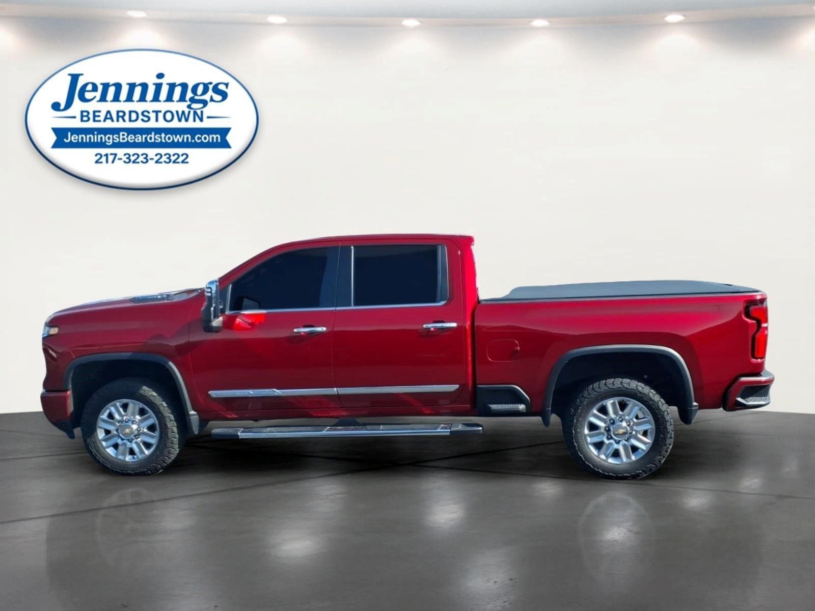 Used 2024 Chevrolet Silverado 2500 High Country w/ High Country Premium Package AWD/4WD image 2