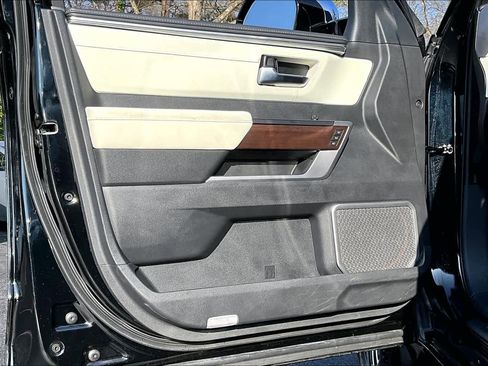 Certified 2024 Toyota Sequoia Capstone image 21